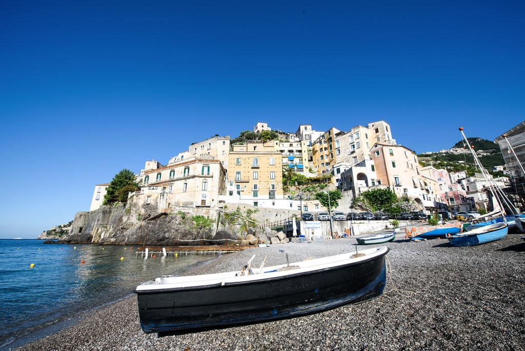 Al Corso Apartments By Amalfivacation Minori Eksteriør bilde